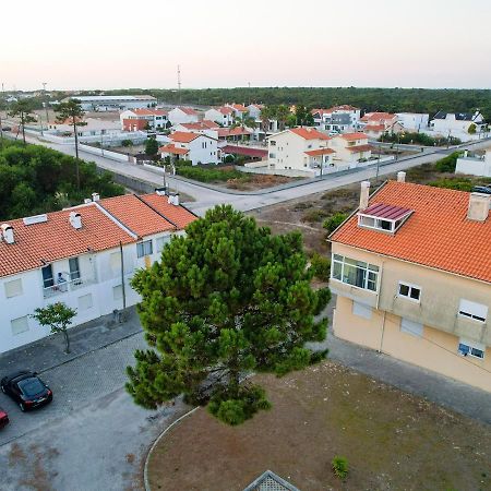 Apartamento Encantador Perto Da Praia, Em Sao Jacinto Appartement Aveiro Buitenkant foto